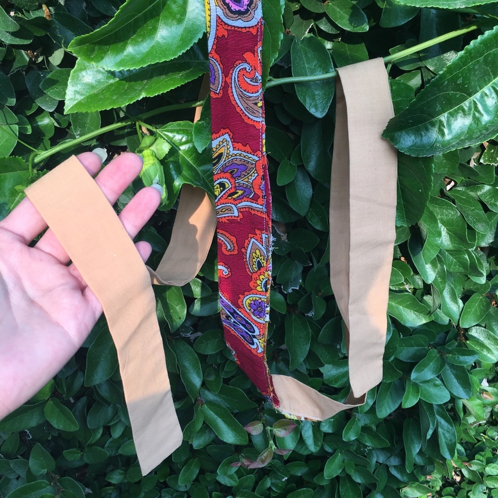 Vintage 70’s Paisley Print Fabric Waist Belt~